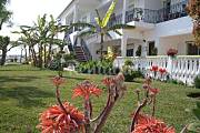3 T1 and 6 T2 Apartments only 600 meters from the beach Algarve-Faro