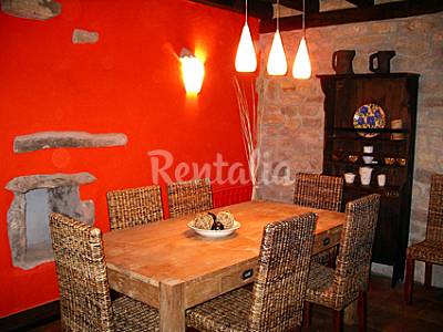 /comedor Casa Salón Cantabria Santa María de Cayón Casa