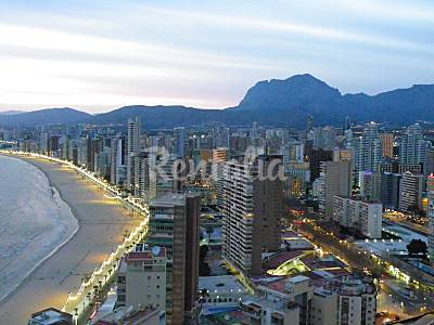 Apartamento planta 20 a 50 m playa Levante Alicante