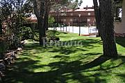 Vacacional en Sierra de Madrid, piscina y tenis Madrid