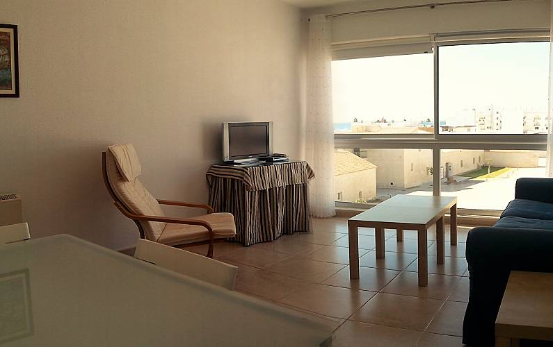 Apartamento para alugar a 200 m da praia Cádis - Sala