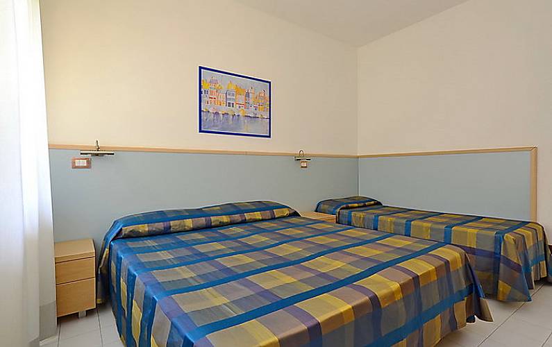 Apartamento para 7 personas con piscina Lignano Sabbiadoro (Udine) Alpes italianos Dormitorio Udine ~ Apartamento para 7 personas con piscina Lignano Sabbiadoro (Udine) Alpes italianos