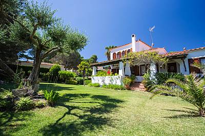 Villa con piscina privada a 400 m de la playa Girona/Gerona