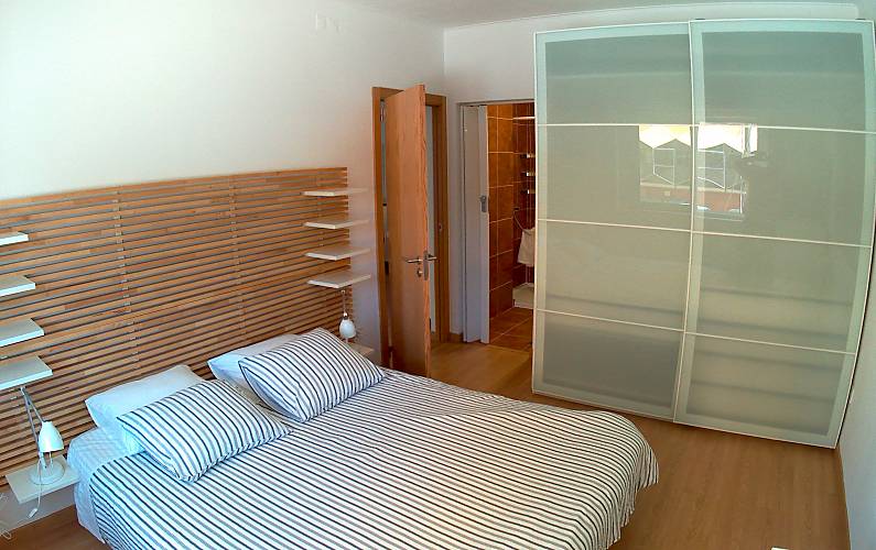 PRAIA Quarto Setúbal Almada Apartamento - Quarto