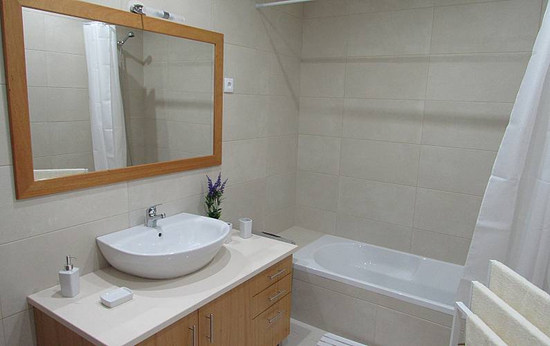 Casa Casa-de-banho Ilha de São Miguel Nordeste Casa rural - Casa-de-banho