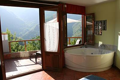 Ablanu estupendas vistas, jacuzzi y barbacoa Asturias