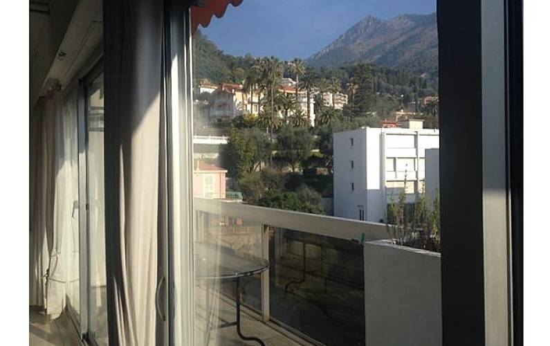 Mentone Roca Mare Garavant  4 étage avec Parking 2