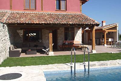 Casa de 4 habitaciones con piscina Segovia
