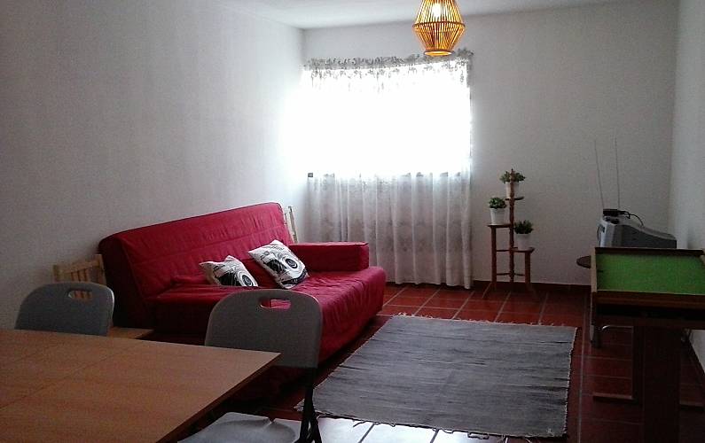 Apartment For 3 Km From The Beach Santo André Santiago Do Apartment For 3 Km From The Beach Setúbal Living Room