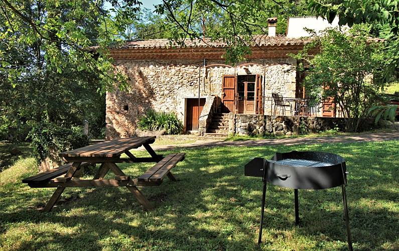Casa Rural Para 8 Personas En La Fageda D En Jorda Sant Miquel Del Corb Les Preses Girona Gerona Pirineo Catalan