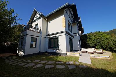 Villa de 9 habitaciones en 1a línea de playa Guipúzcoa