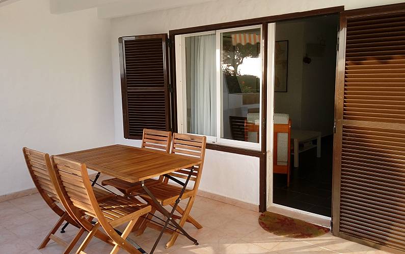 Appartement en location à 70 m de la plage 5