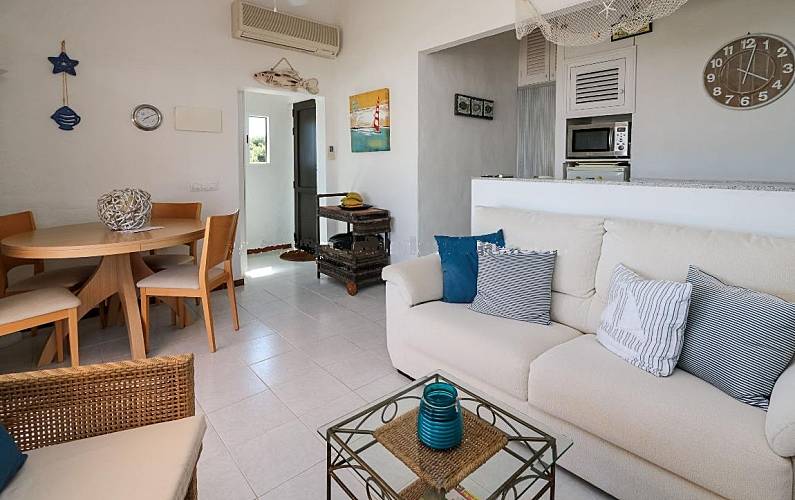 Appartement de 2 chambres à 200 m de la plage 4