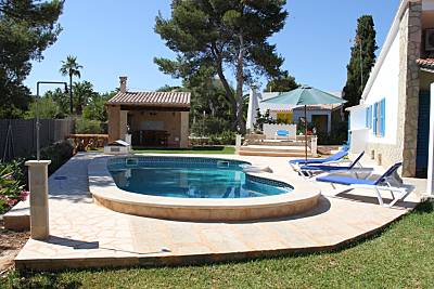 Chalet en Cala Murada. Piscina privada. Barbacoa. Mallorca
