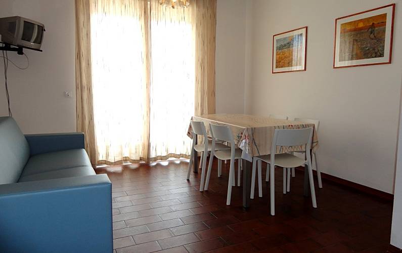 Appartement en location à 280 m de la plage 3