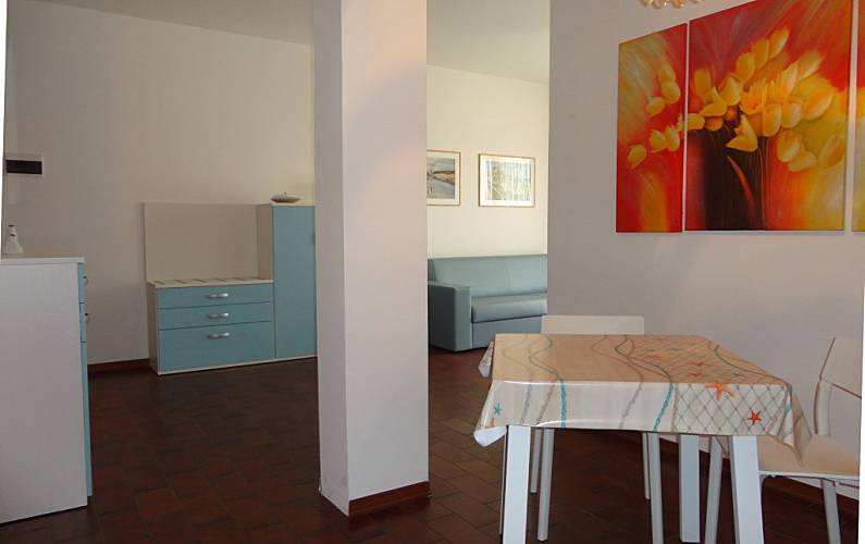 Appartement en location à 280 m de la plage 4