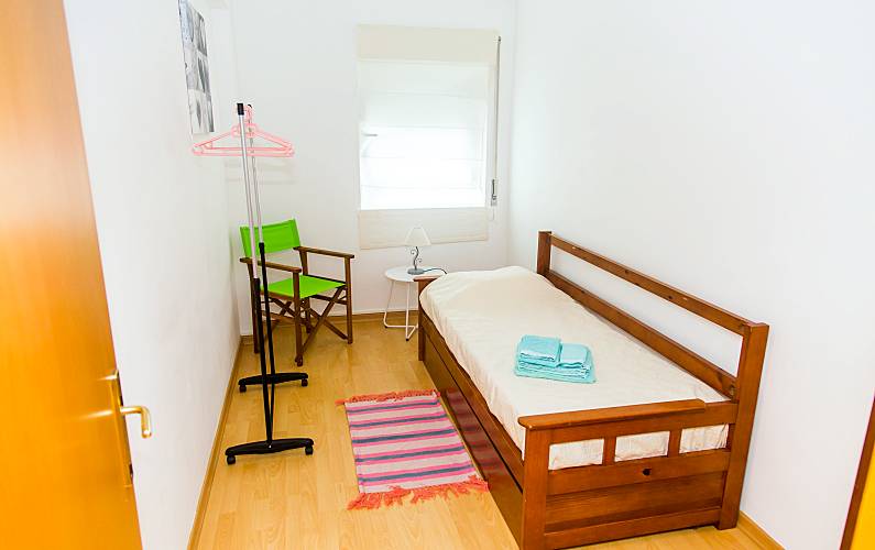 T4 Quarto Ilha de São Miguel Ponta Delgada Apartamento - Quarto