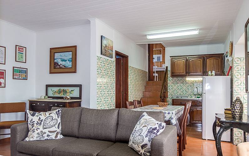 Vivenda Sala Ilha Terceira Vila da Praia da Vitória casa - Sala