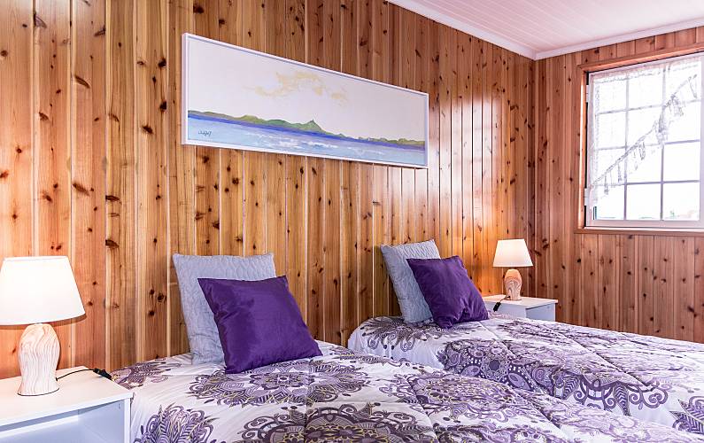 Vivenda Quarto Ilha Terceira Vila da Praia da Vitória casa - Quarto