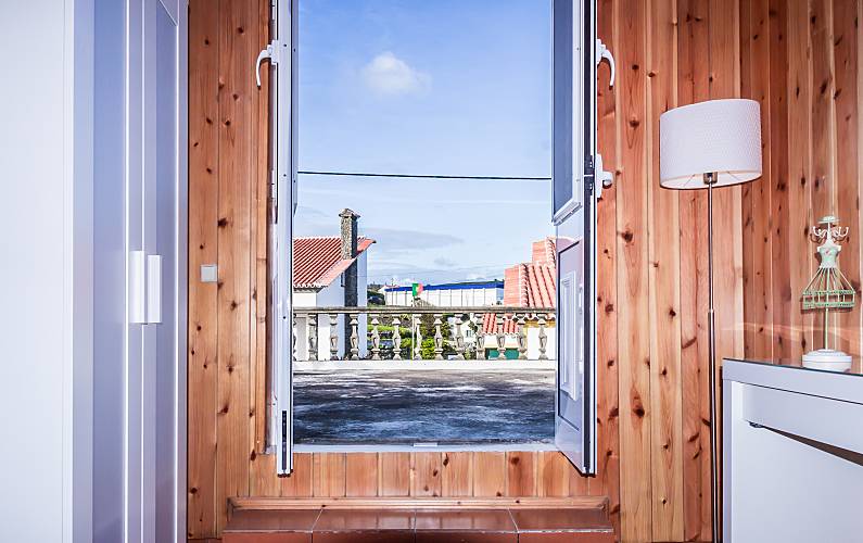 Vivenda Quarto Ilha Terceira Vila da Praia da Vitória casa - Quarto