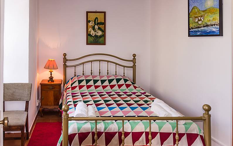 Vivenda Quarto Ilha Terceira Vila da Praia da Vitória casa - Quarto