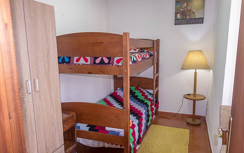 Vivenda Quarto Ilha Terceira Vila da Praia da Vitória casa - Quarto