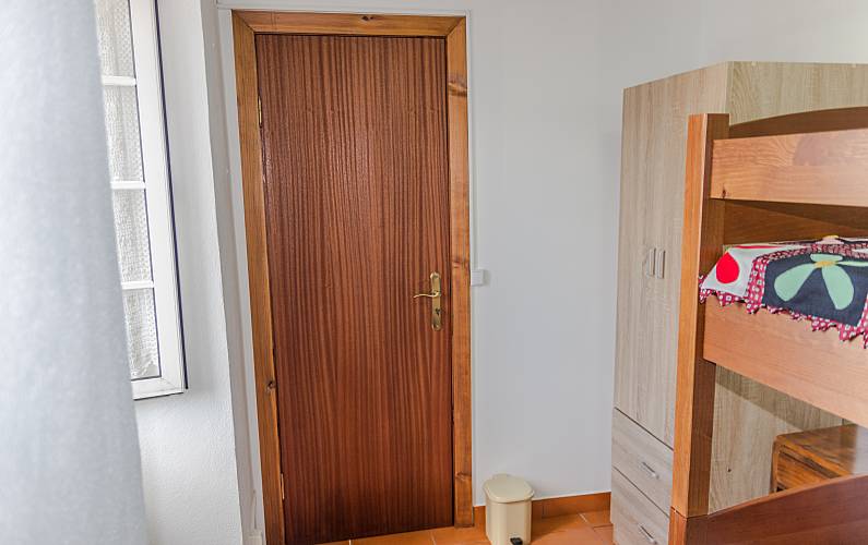 Vivenda Quarto Ilha Terceira Vila da Praia da Vitória casa - Quarto