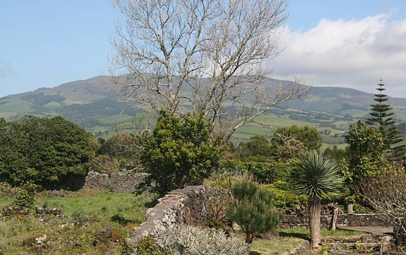 Casa Vistas da casa Ilha de São Miguel Lagoa - R.A.A Casa rural - Vistas da casa