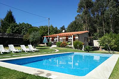 Casa com 2 quartos a 4 km da praia Viana do Castelo
