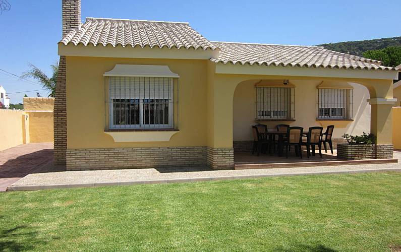 Haus Außenansicht des Hauses Cádiz Barbate Ferienhaus - Außenansicht des Hauses