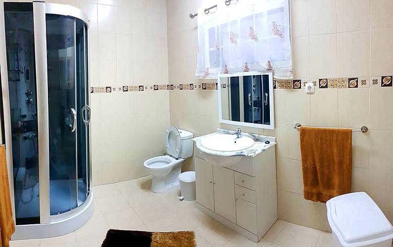 VIVENDA Casa-de-banho Ilha de São Miguel Ponta Delgada Villa rural - Casa-de-banho