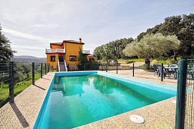 Espaciosa villa con piscina &amp; Wifi Málaga