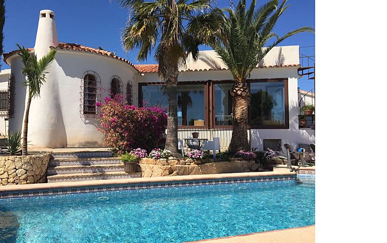 Villa De 3 Chambres à 4 Km De La Plage Coloma La Nucia