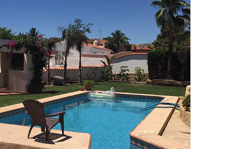 Villa De 3 Chambres à 4 Km De La Plage Coloma La Nucia