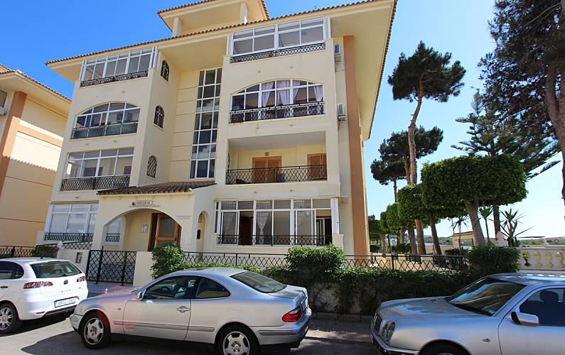 Apartamento para 02 personas a 400 m de la playa La Mata, Torrevieja (Alicante) Costa Blanca Apartamento para 02 personas a 400 m de la playa La Mata, Torrevieja (Alicante) Costa Blanca