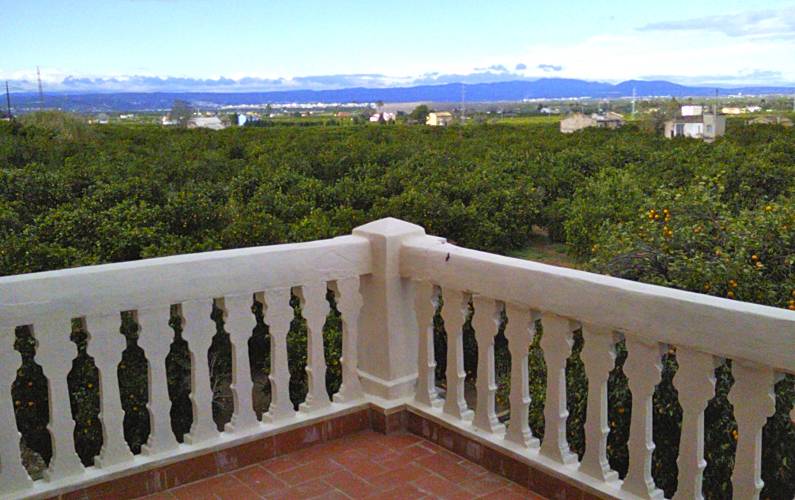 Casa Con Piscina Entre Naranjos Y Pinares Carcaixent Valencia casa-con-piscina-entre-naranjos-y-pinares-carcaixent-valencia