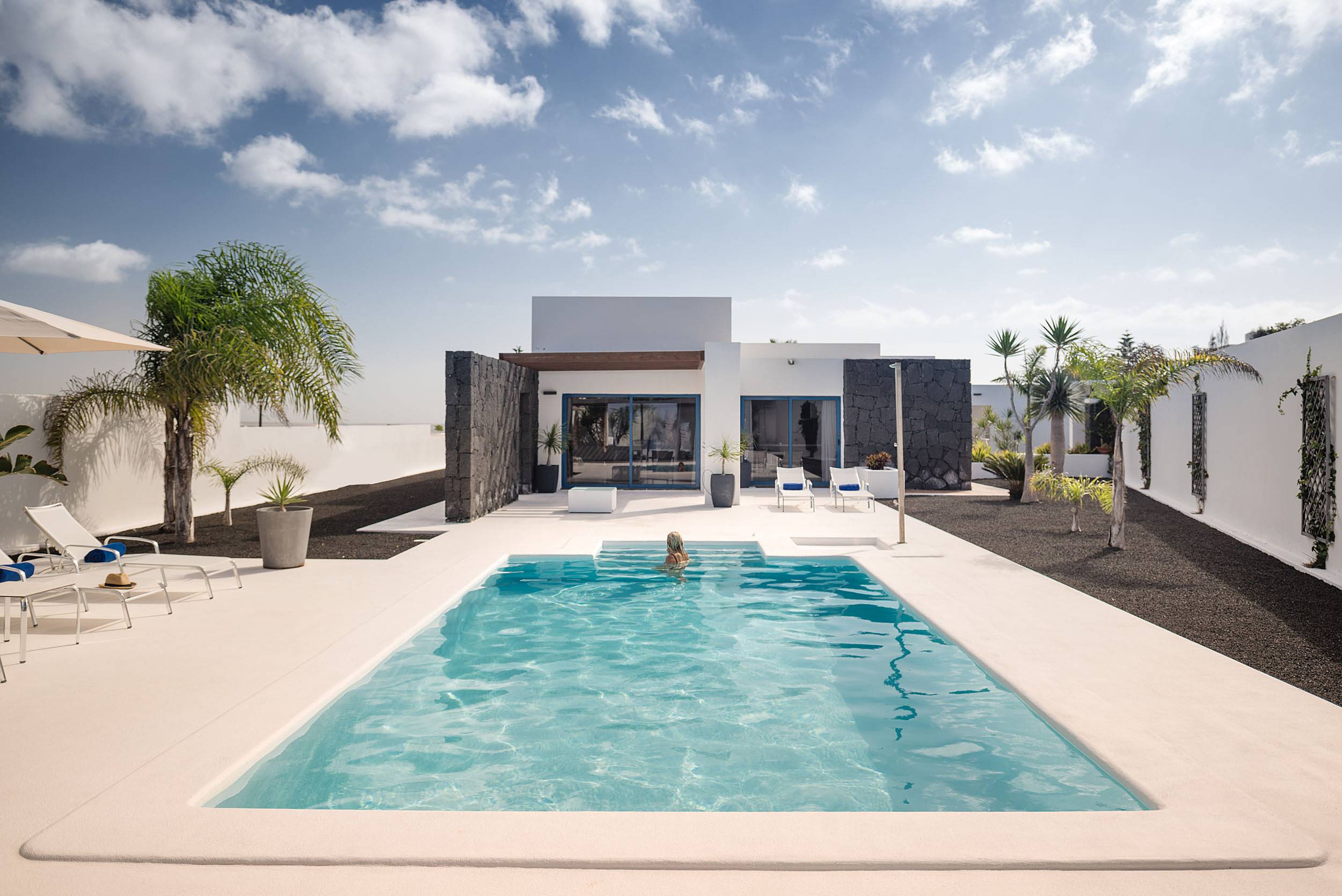 villas in montana baja lanzarote