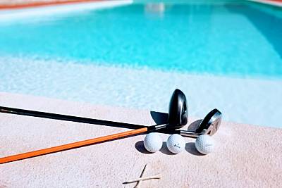 3 habitaciones, jardín y piscina en Praia d'el Rey Leiria