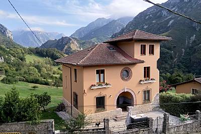 Villa de 4 habitaciones en Asturias Asturias