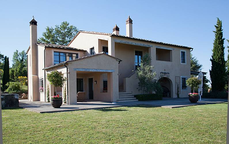 Villa con 7 stanze a San Casciano dei Bagni