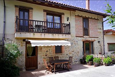 Apartamentos Playa Galizano: El Saúco Cantabria