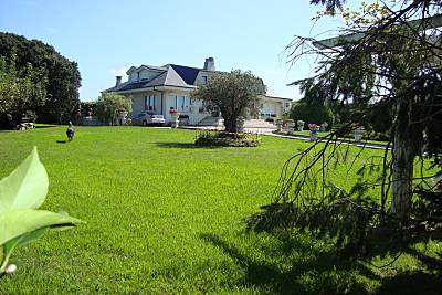 Villa de 2 casas para 6-14 per 500 m de la playa Cantabria