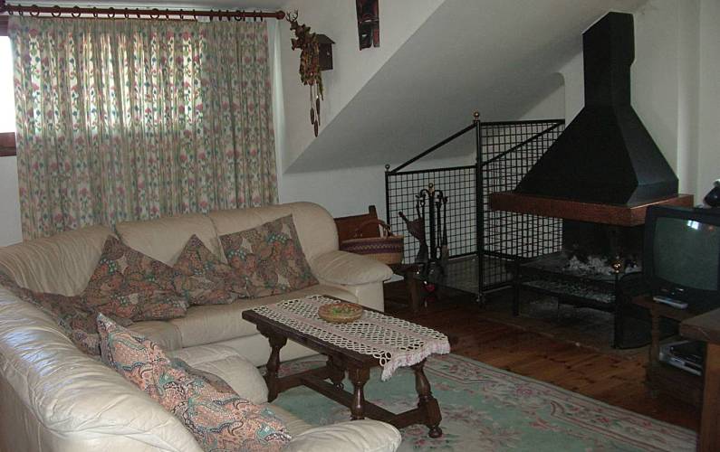 Apartamento Sala Girona Alp Apartamento - Sala