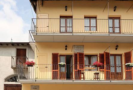Holiday Rentals Sparone Turin Apartments Homes And Villas 9 Holiday Rentals In Sparone