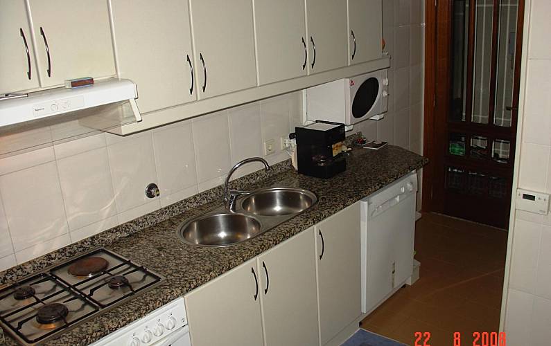 T2 Cozinha Aveiro Ovar Apartamento - Cozinha