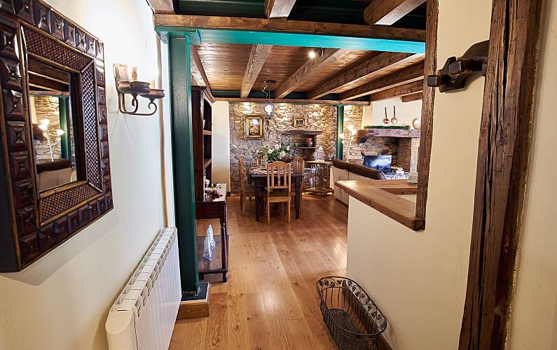 6 Lerida Naut Aran Apartment - 