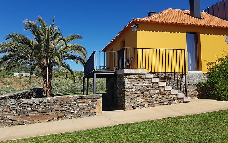 Haus Außenansicht des Hauses Bragança Mirandela Ferienhaus auf dem land - Außenansicht des Hauses