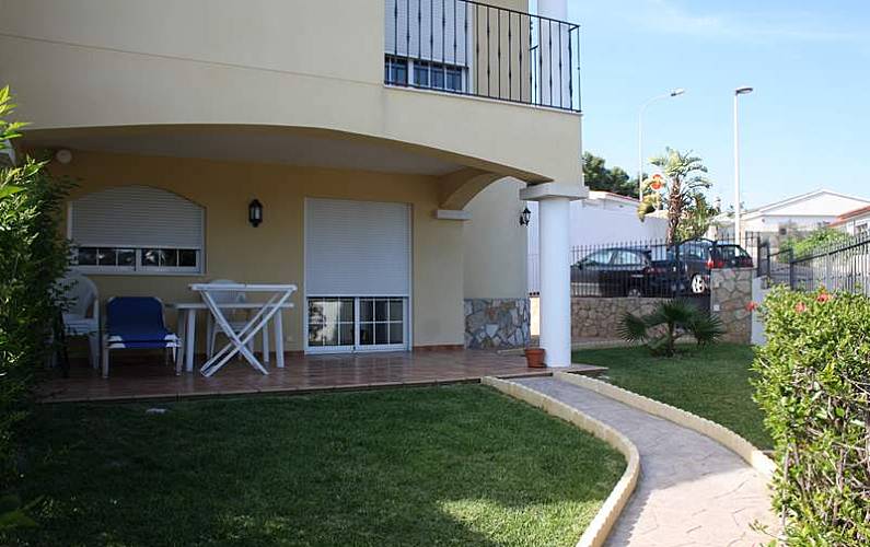 Alquiler de chalets con piscina a 1km de la playa Las Atalayas, Peñíscola (Castellón