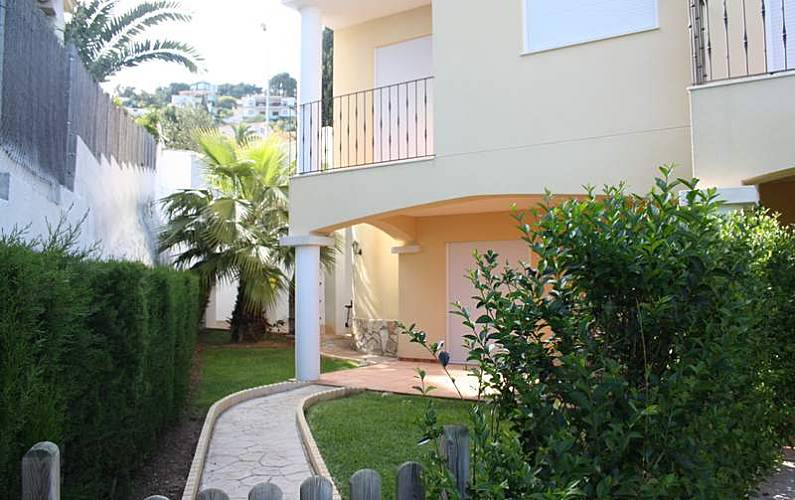 Alquiler de chalets con piscina a 1km de la playa Las Atalayas, Peñíscola (Castellón Alquiler de chalets con piscina a 1km de la playa Las Atalayas, Peñíscola (Castellón