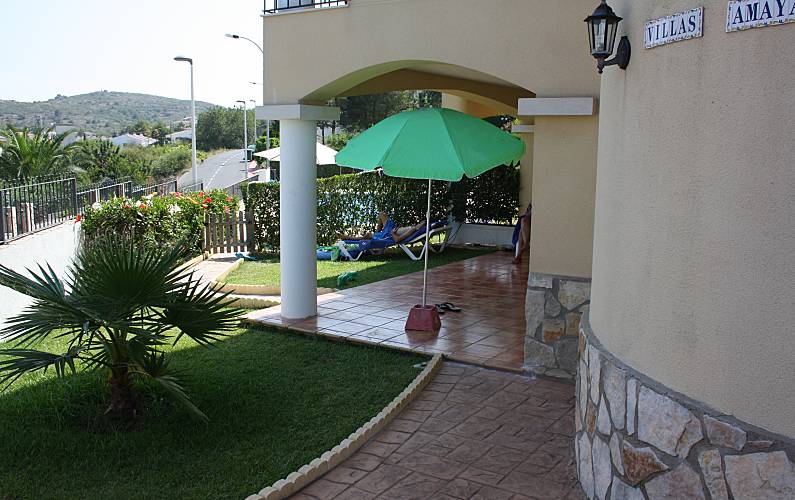 Alquiler de chalets con piscina a 1km de la playa Las Atalayas, Peñíscola (Castellón Alquiler de chalets con piscina a 1km de la playa Las Atalayas, Peñíscola (Castellón